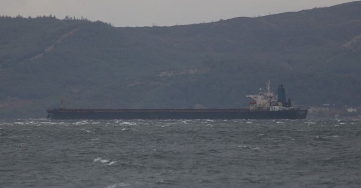 Çanakkale Boğazı'nda Gemi Arızası Nedeniyle Trafik Kesintisi Yaşandı