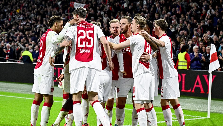 Ajax, 34 Yıl Sonra Eski Logosuna Geri Dönüyor