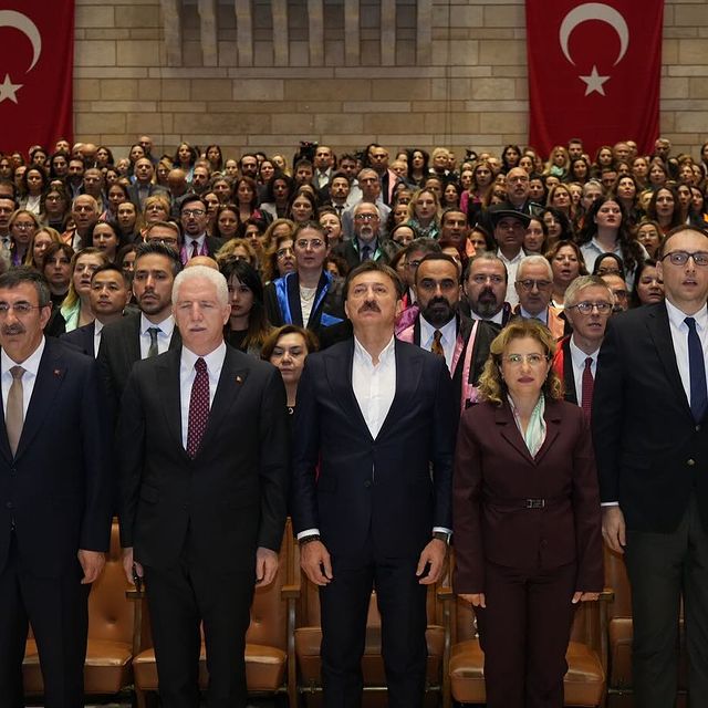 Bahçelievler Belediye Başkanı Hakan Bahadır İstanbul Üniversitesi Akademik Yılı Açılışında