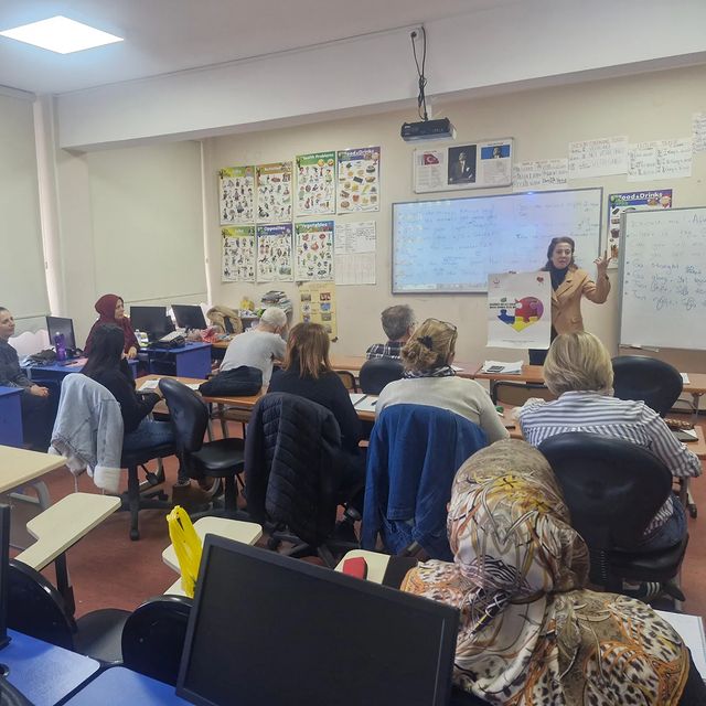 Şişli İlçe Sağlık Müdürlüğü, Organ ve Doku Bağış Haftası'nda Eğitimler Düzenlendi